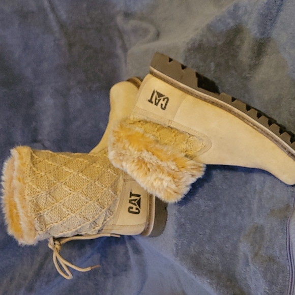 Boots - Picture 2 of 5